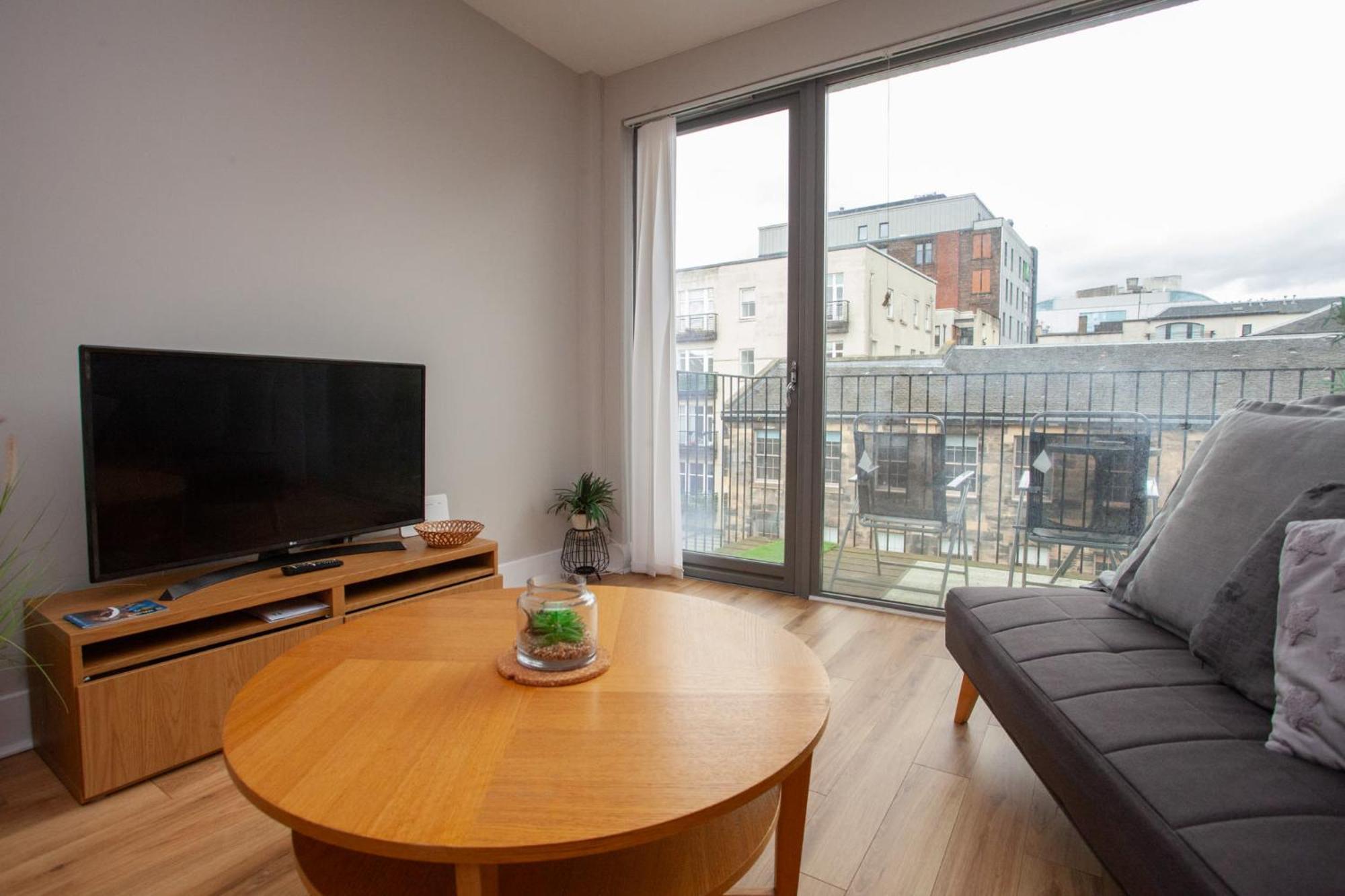 1 Bedroom Flat In The Heart Of Merchant City Glasgow Zewnętrze zdjęcie